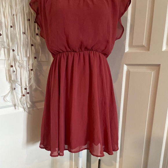LUSH Burgundy/Maroon Harper Chiffon Dolman Sleeve Dress – Size S - Picture 3 of 10
